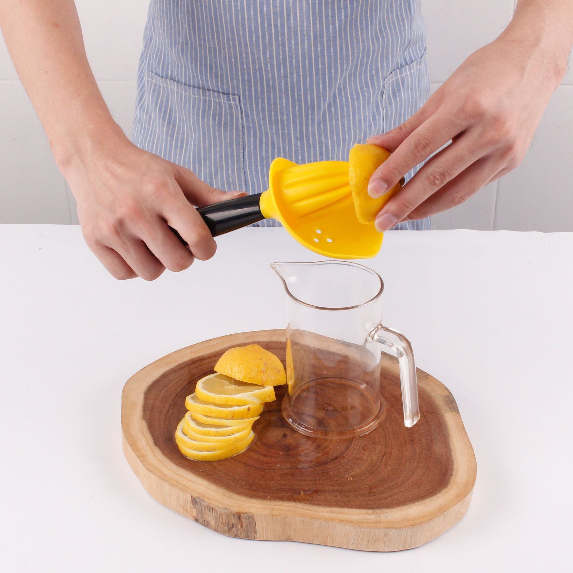 Creative Kitchen Gadget Manual Juicer - POWERGO