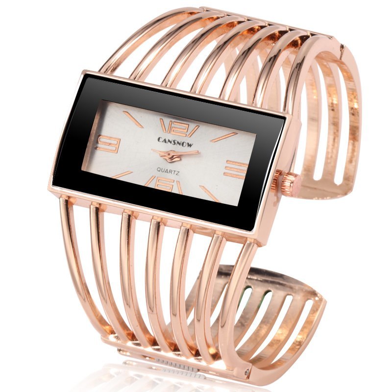Luxe Bloom Women’s Bangle Watch